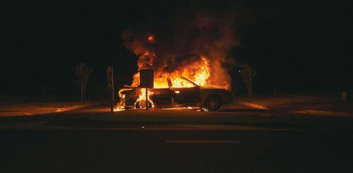 CSH study: Curbing violence by Mexican cartels: burning car in the street © matt-hearne-LA0NPeHdp5A-unsplash