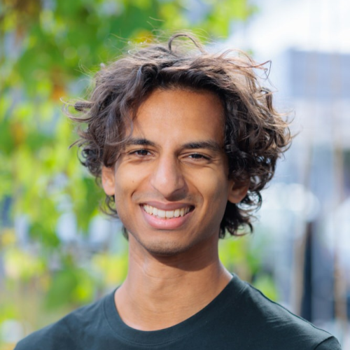 Isaak Mengesha @ private, presents at the Econophysics Colloquium at the Complexity Science Hub
